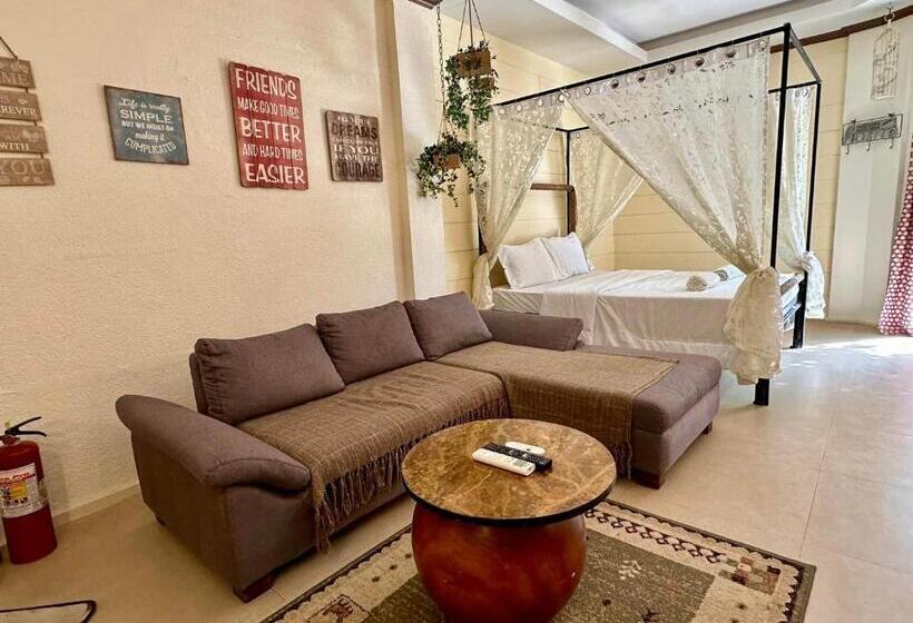 リゾートホテル Castle View Hotel Samal