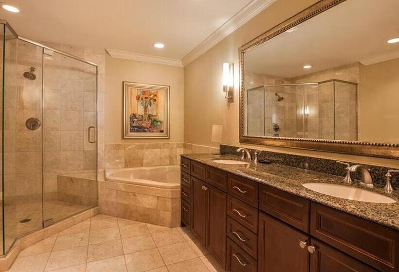 استراحتگاه Club Wyndham Emerald Grande At Destin