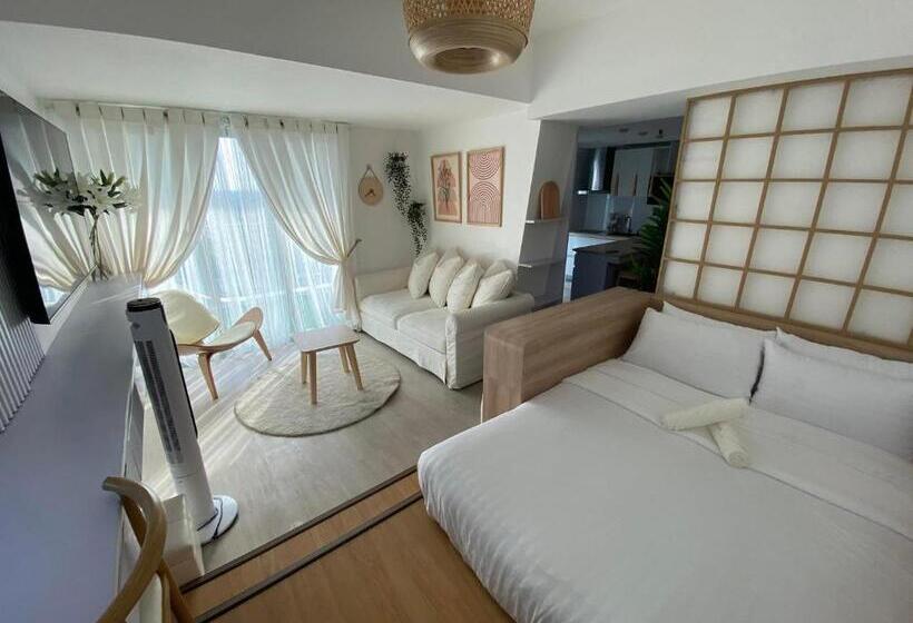 Azure North   Executive Suite