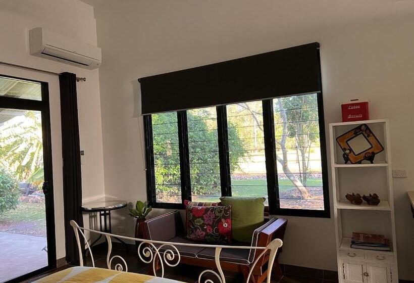 צימר Quiet Rural Retreat