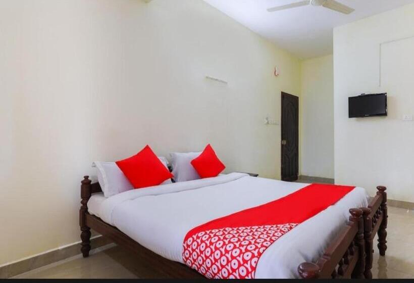 Bench Hotel Vagamon