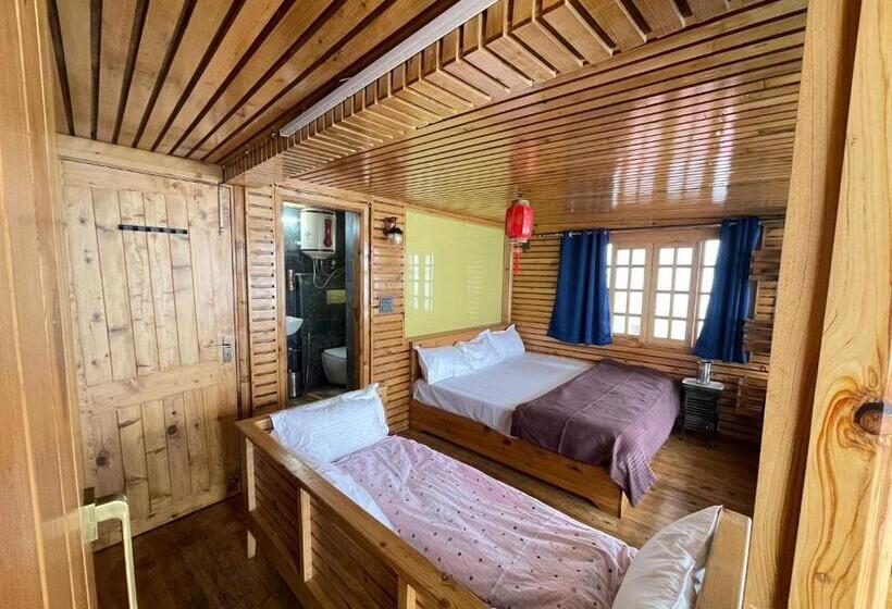 בית מלון כפרי Baba’s Crazy House