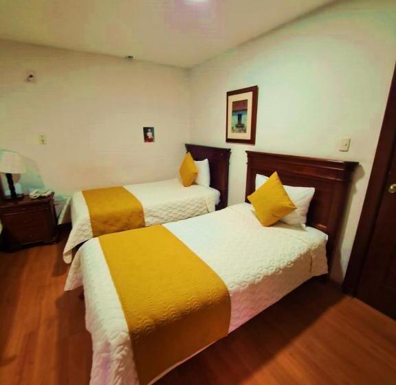 فندق Coronel