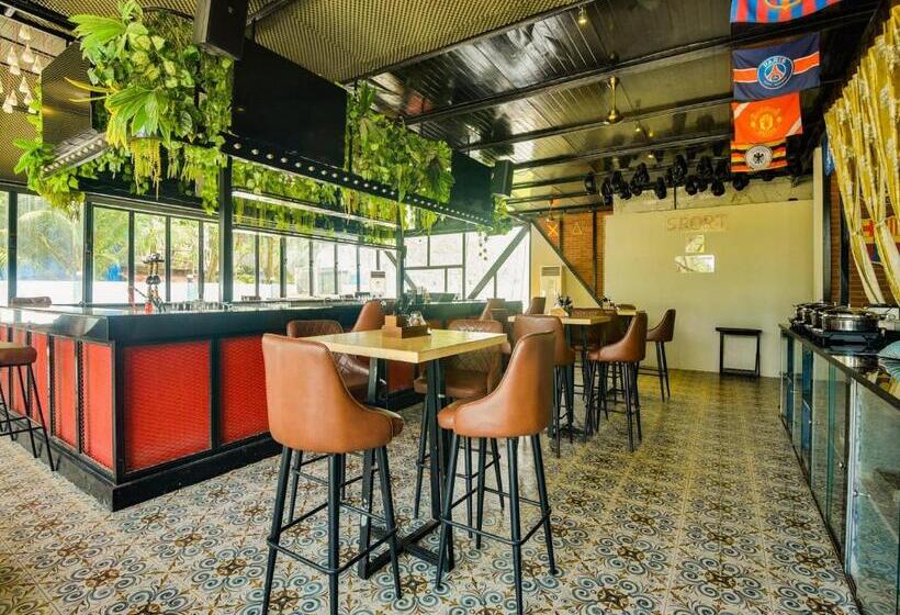 فندق Grand Opulence Morjim Bliss Beach Resort