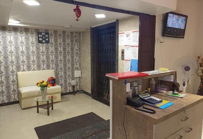酒店 Nirvana Lodging & Boarding