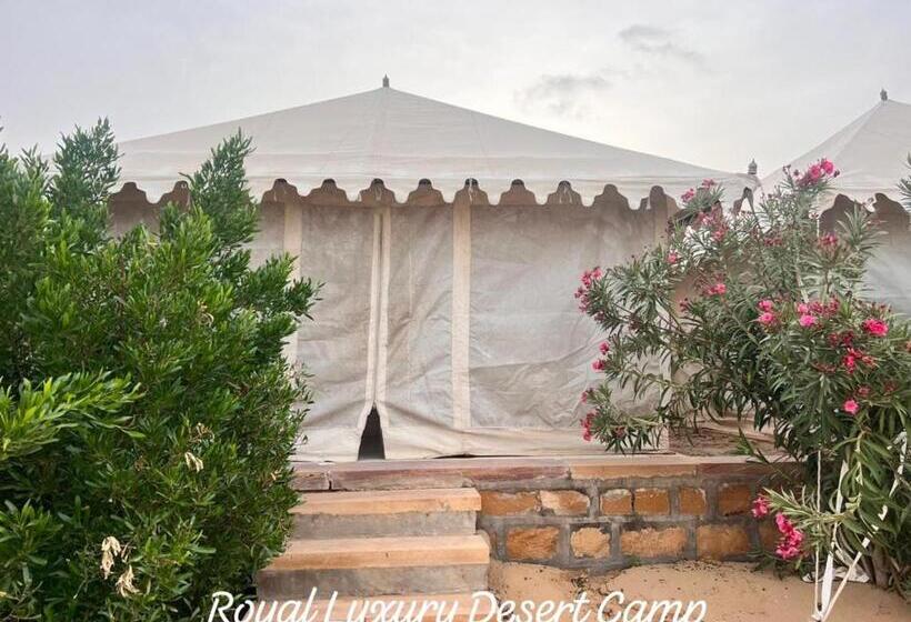 호텔 Royal Exotic Luxury Desert Camp
