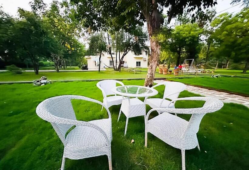فندق Willow Farm   Sohna  Gurgoan Road