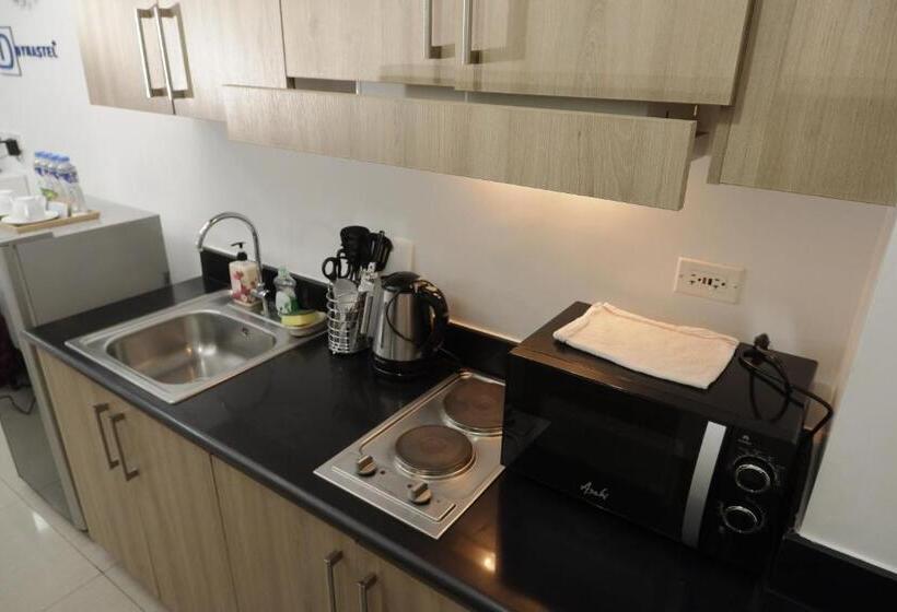 Mall Of Asia Pasay Hotel Vibe 956 Staycation Shore Residences