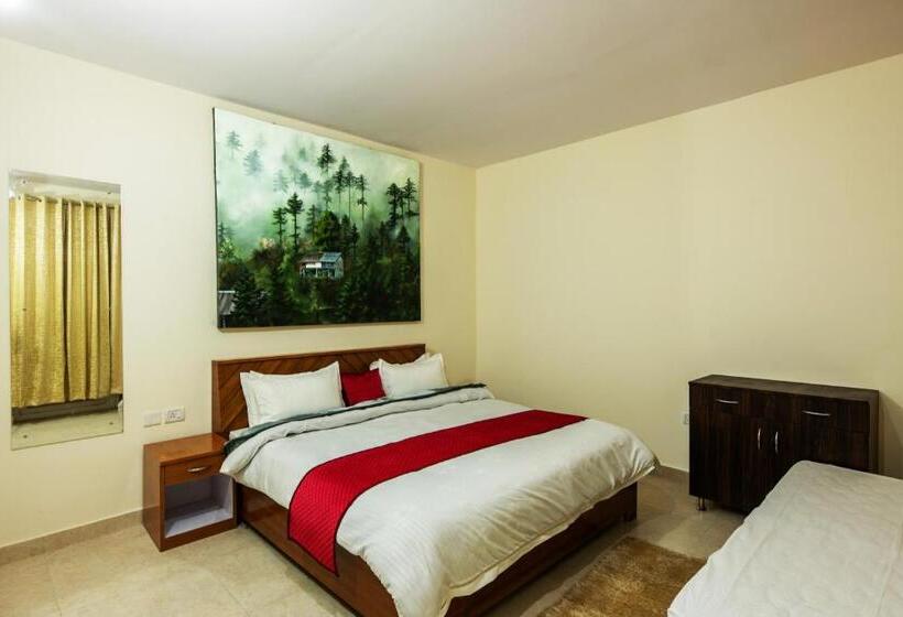 Shree Parijat Resort At Mukteshwar Hill Station With Himalayan View