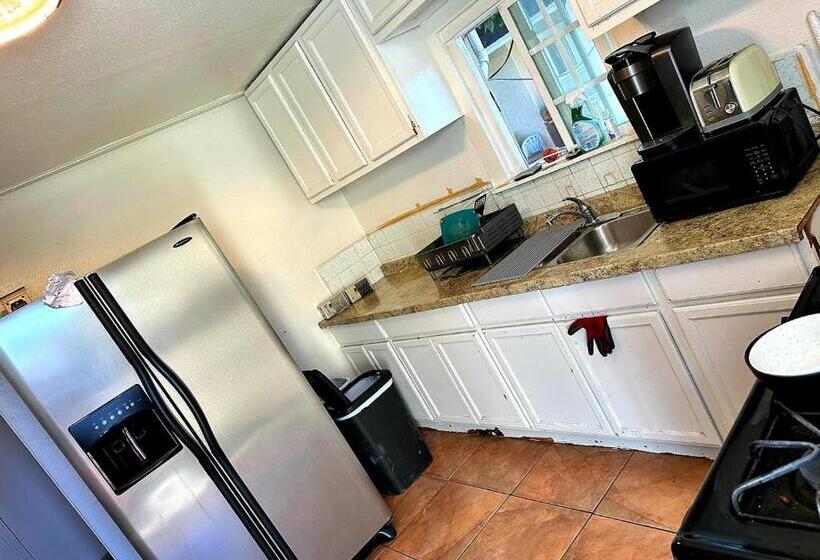 הוסטל Casa La Paz En Santa Ana