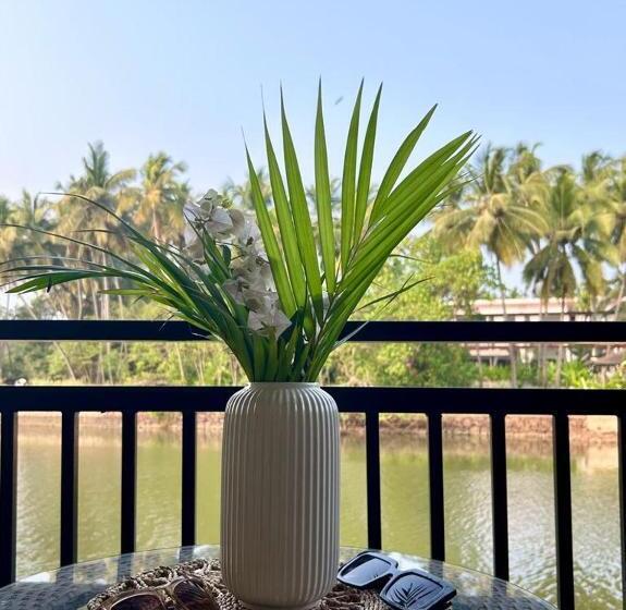 호텔 Riverside Luxe Living