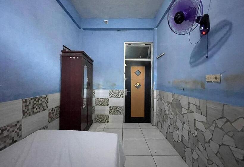 فندق Spot On 93555 Triple N Homestay