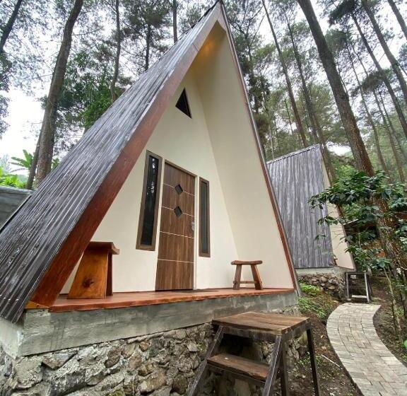 ホテル The Nest Glamping