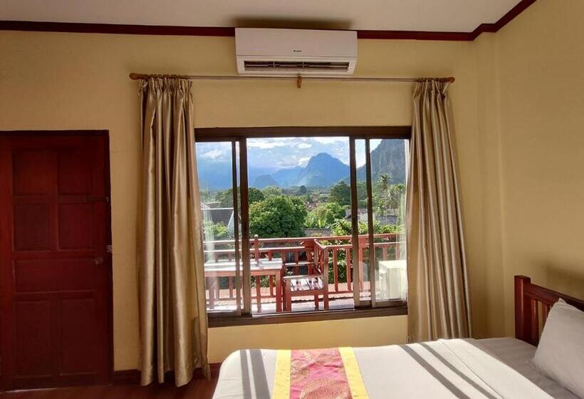 هتل Vangvieng Central Riverside