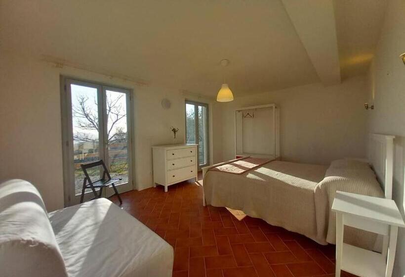 펜션 Affittacamere St Roch   Colazione, Bagno Annesso E Giardino   La Spezia