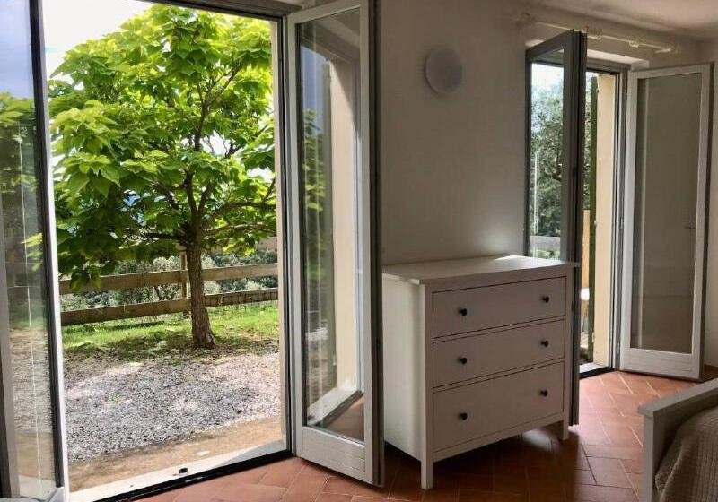 펜션 Affittacamere St Roch   Colazione, Bagno Annesso E Giardino   La Spezia