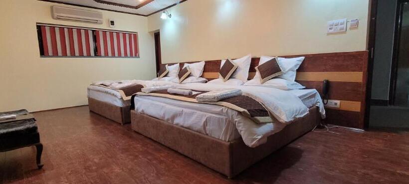 ペンション De Villaz The Luxury Stay