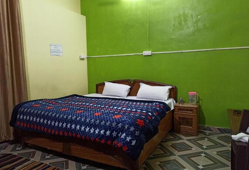 פנסיון The Kiwi Shadow Guest House