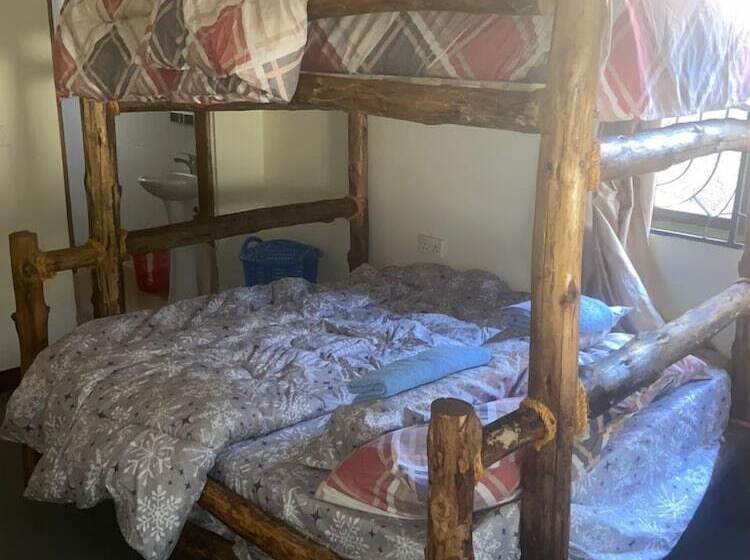 هاستل A Cozy Home Stay In Arusha Catus House