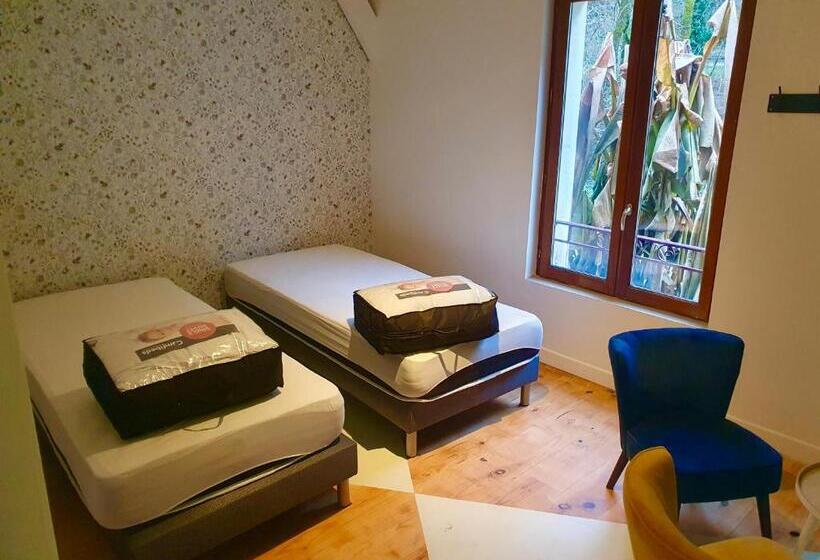 مبيت وإفطار Chambres D Hôtes Du Domaine De Bourbacoup
