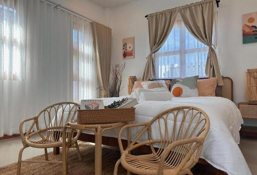 住宿加早餐  Heaven Villa At Pua น่าน