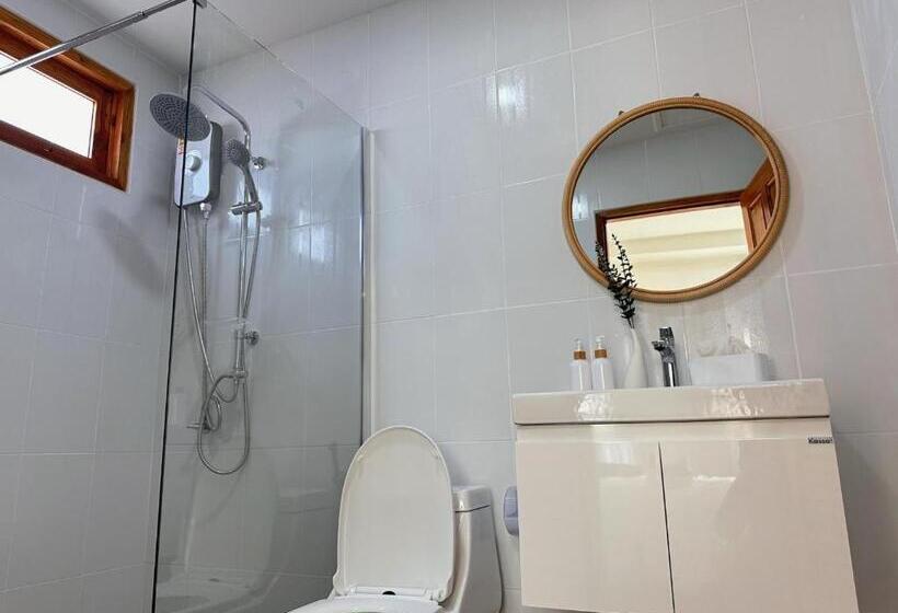 住宿加早餐  Heaven Villa At Pua น่าน