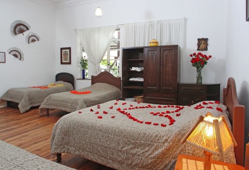 تختخواب و صبحانه Casa Macondo