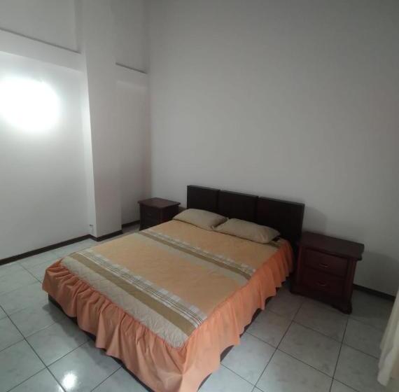 تختخواب و صبحانه Posada De Zory