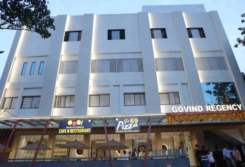 호텔 Govind Regency