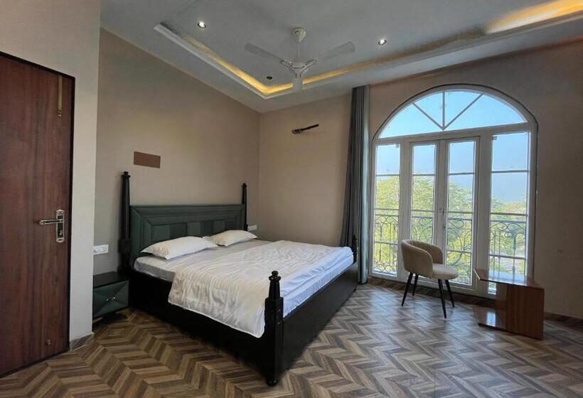 فندق Hari Leela Fort View Palace