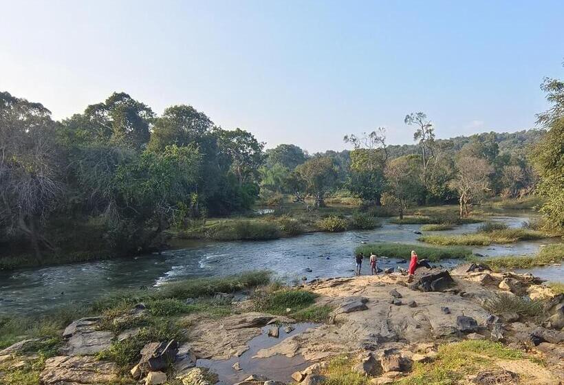 فندق Wayanad Kuruva Isles Jungle Resort