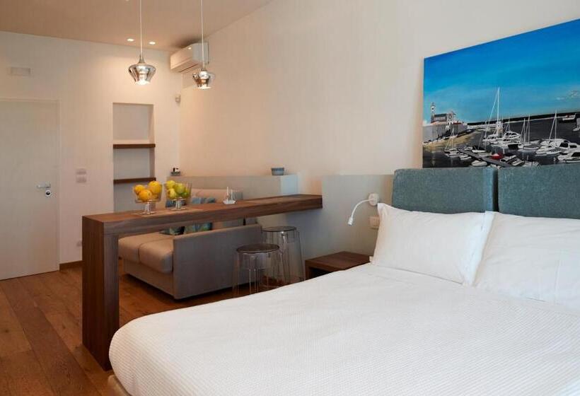 پانسیون B&b Suite Home Trani Port View