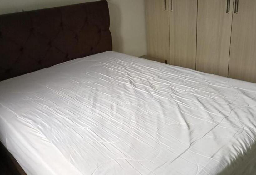 膳宿费 Casa De Praia A 100 Metros Da Praia