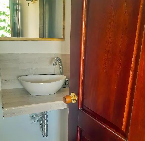 پانسیون Costa De Oro Coveñas