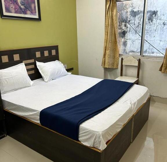 پانسیون Elite Inn