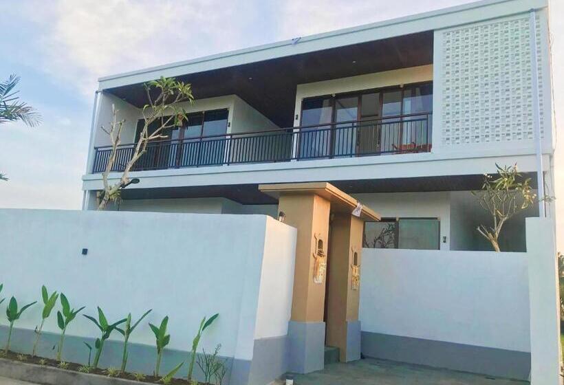 بنسيون Henrynatha Guesthouse