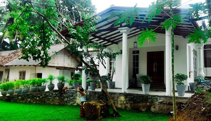 펜션 Queen S Villa