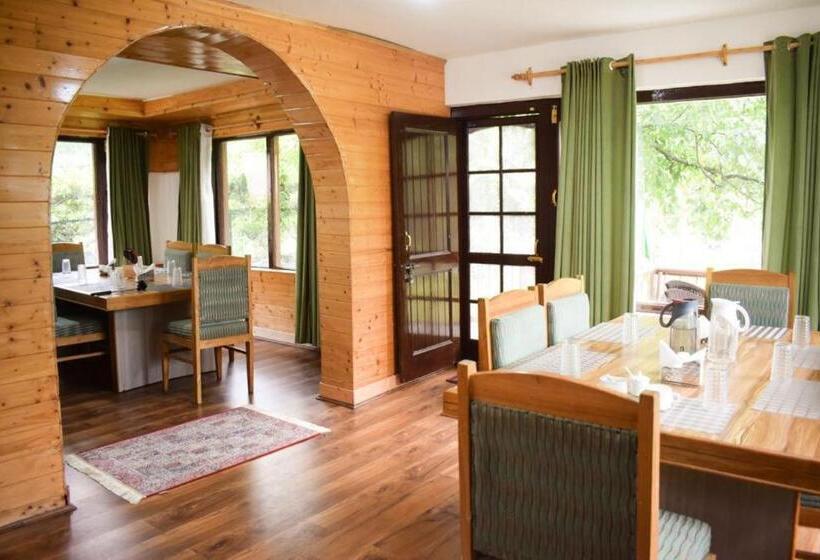 Курорт The River Front Luxury Cottage By Stay Pattern