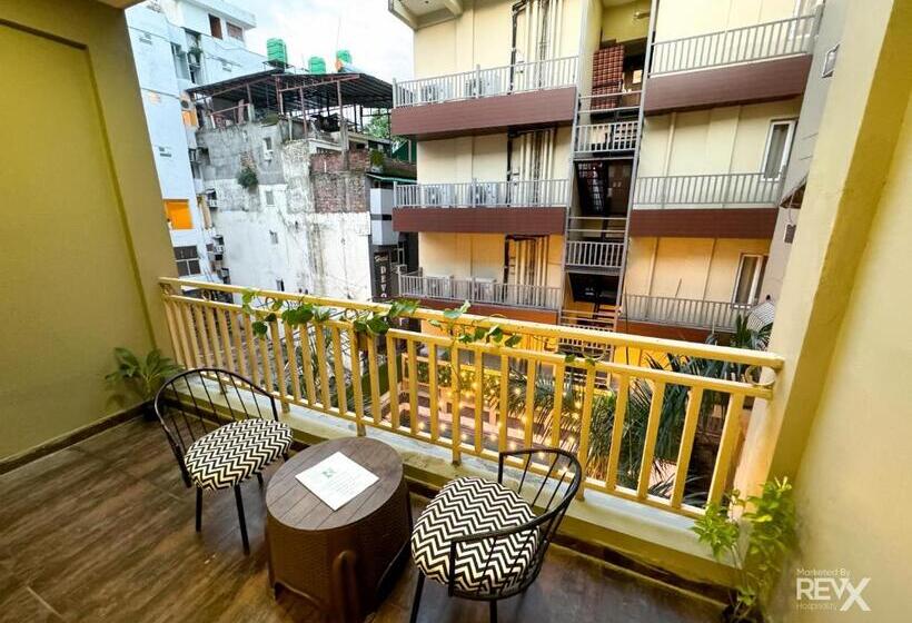 فندق صغير The Wraveler Tapovan Rooms And Dorms