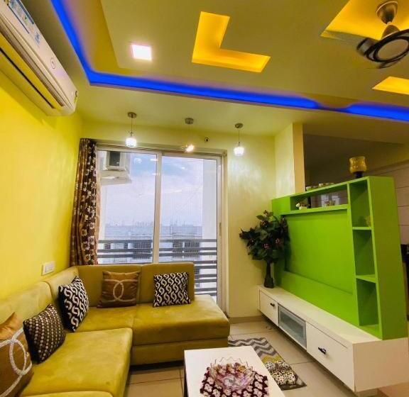 住宿加早餐  Infinity Penthouse With Pool, Sauna, Gym