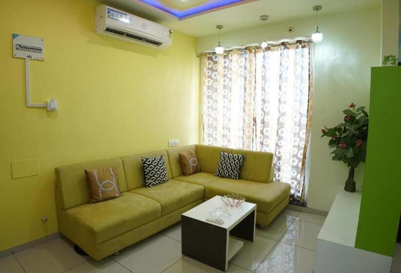 住宿加早餐  Infinity Penthouse With Pool, Sauna, Gym