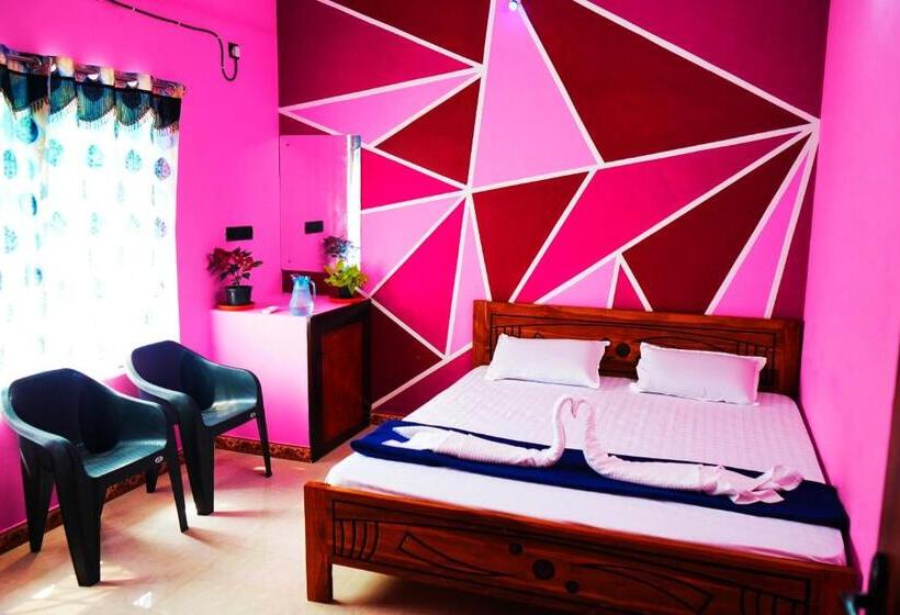 هتل Auro Galaxy Pondy With Swimming Pool