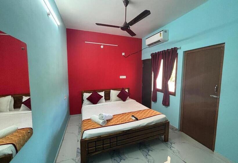 هتل Auro Galaxy Pondy With Swimming Pool