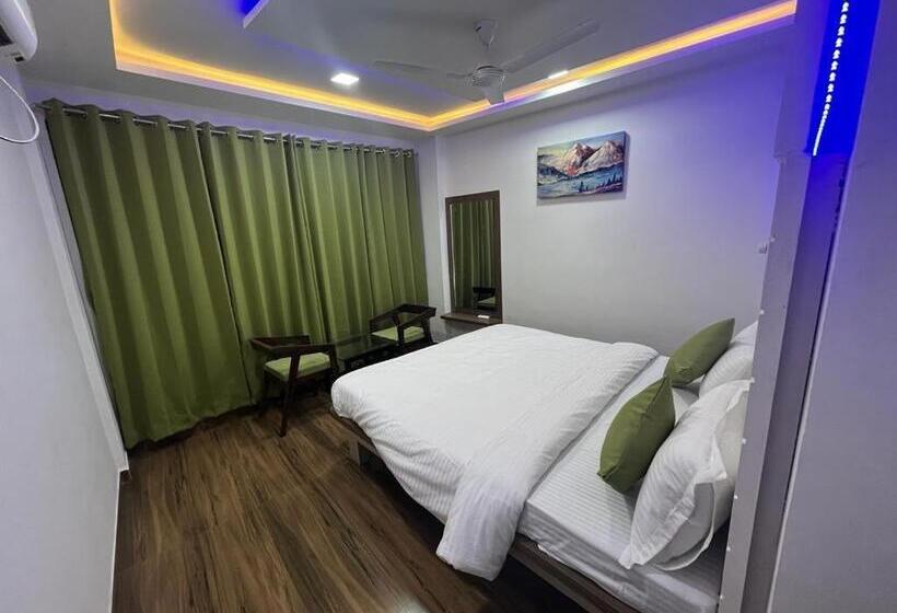 Отель Dhanlakshmi Orchard Resort