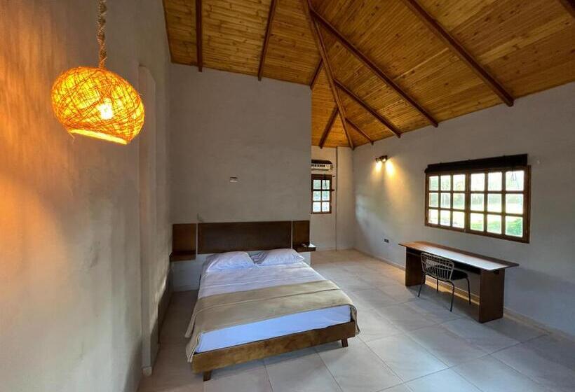 هتل Gavia   Rio Y Mar