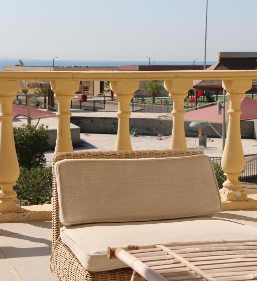 هتل L Azure Beach Resort