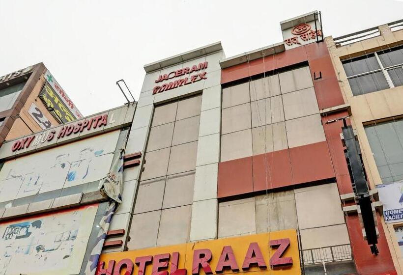 فندق Oyo Raaz