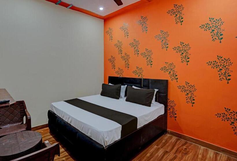 فندق Oyo Royal Orbit Inn