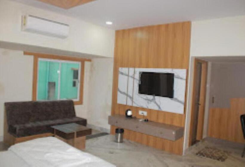 Отель Suramya Bhawanipatna