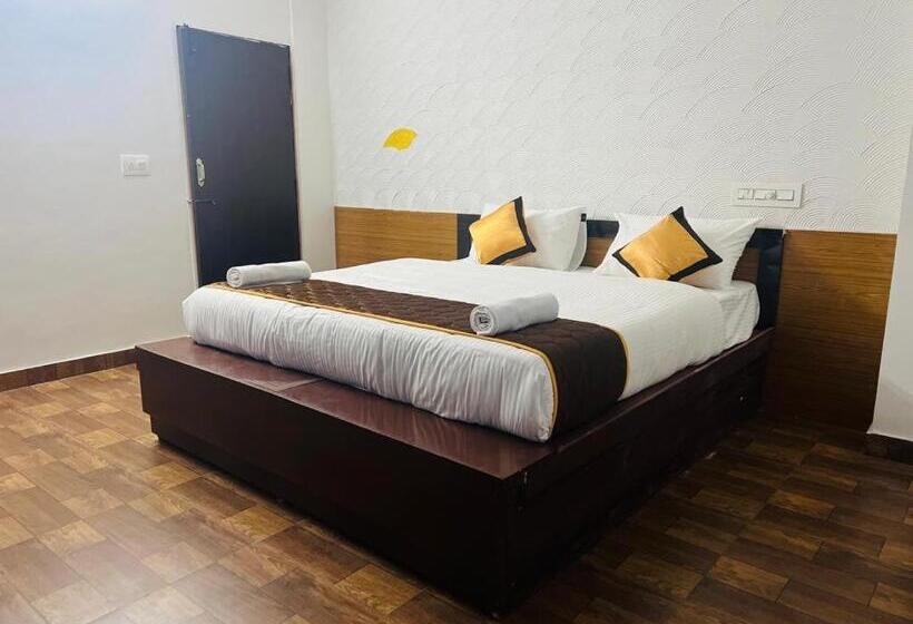 Pearl Villa Stay